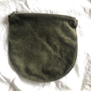 BAGGU CLUTCH